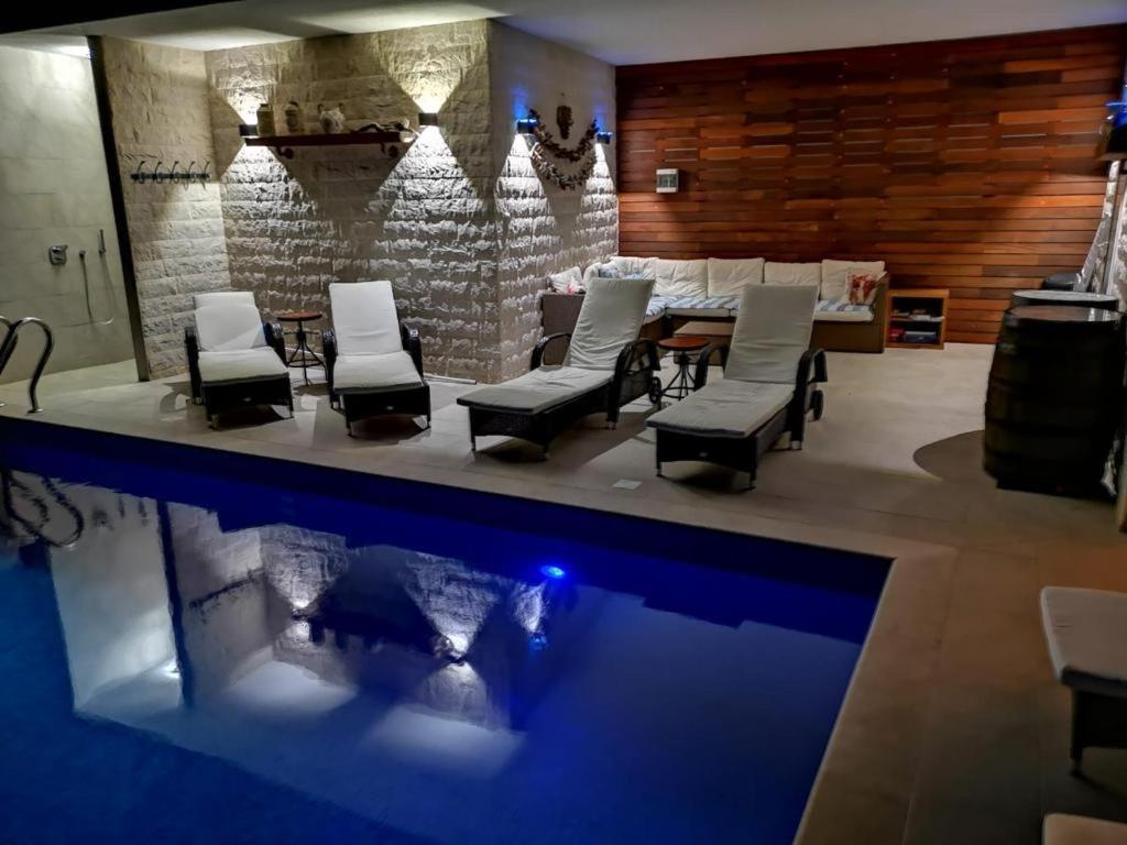 Polly Apartments With Swimming Pool Babino Polje Exterior foto